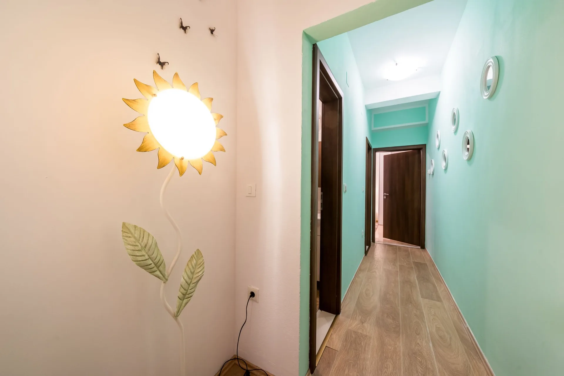 luciana residence hallway sunflower light