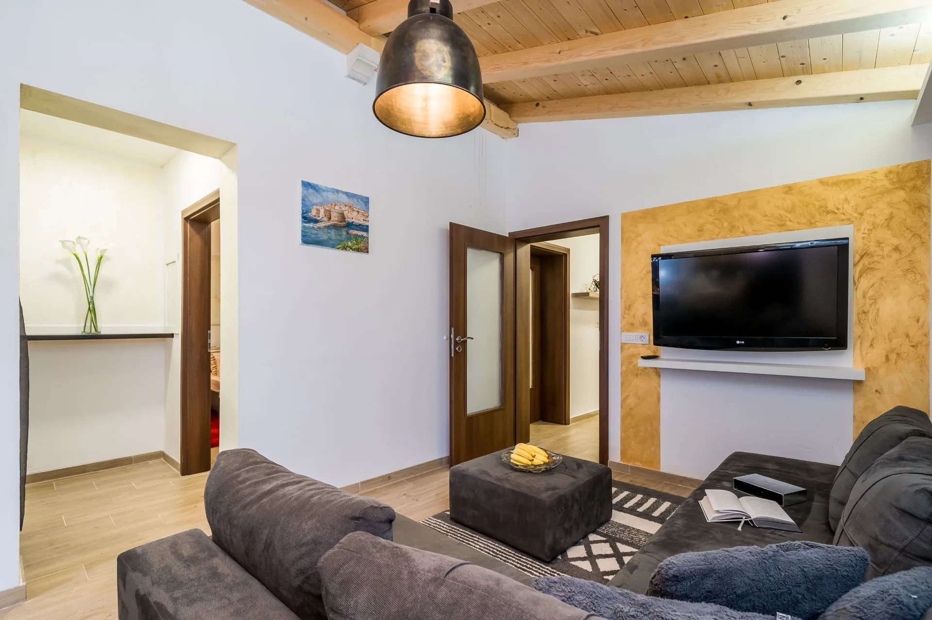 luciana residence living room tv wall