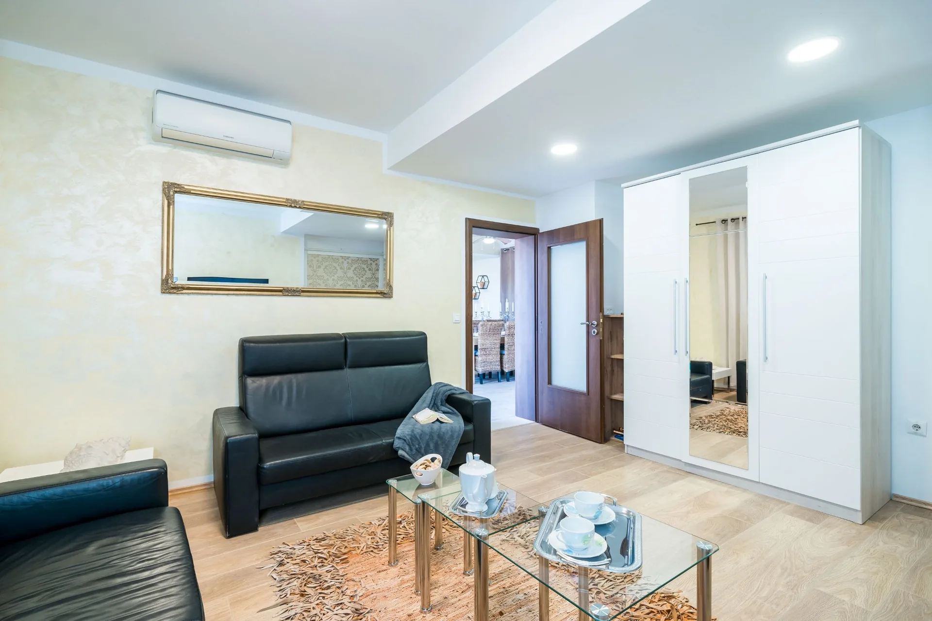 luciana residence lounge wardrobe