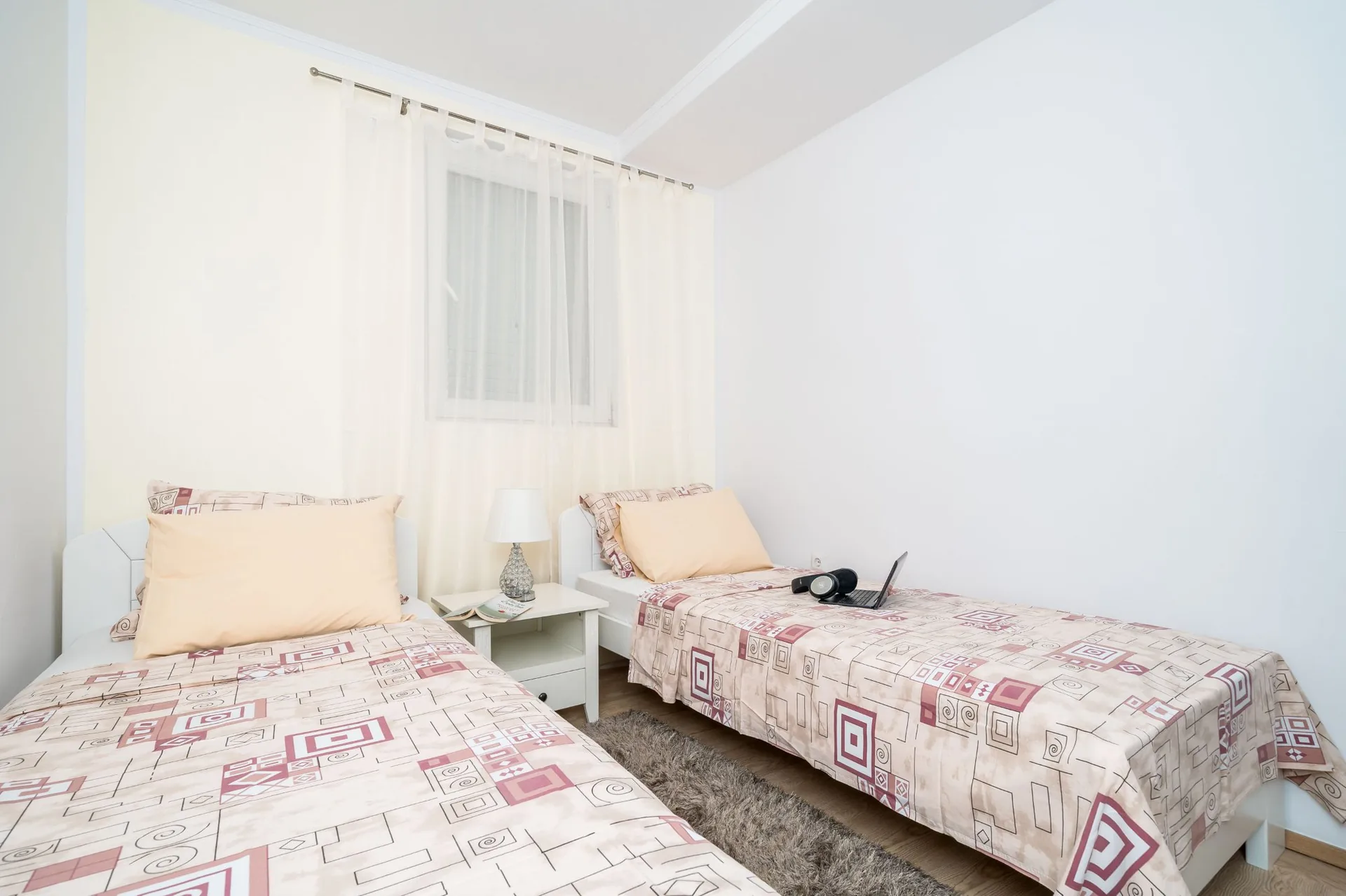 luciana residence twin bedroom