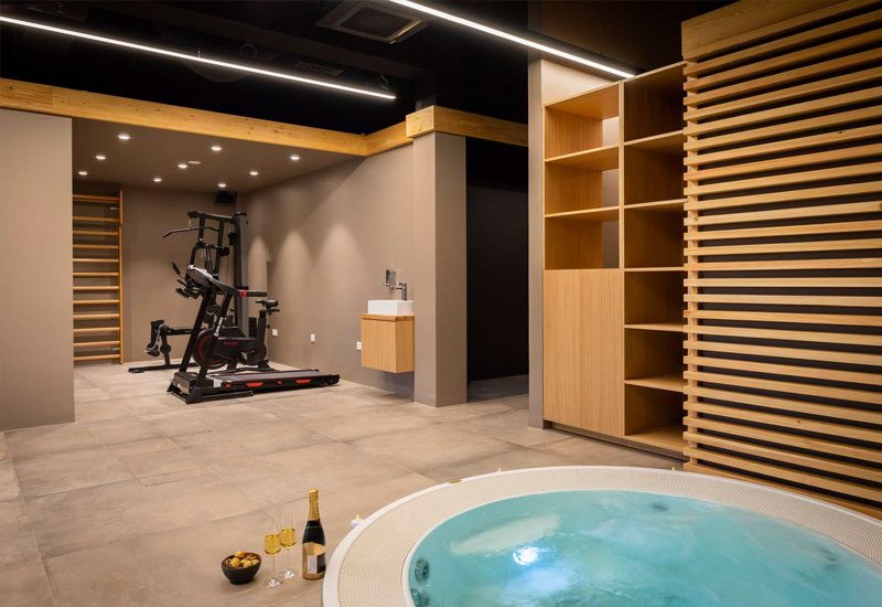 luxusvilla kroatien fitnessstudio jacuzzi wellness